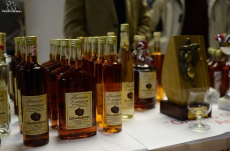 festival_srpske_rakije_tasina_zlatna