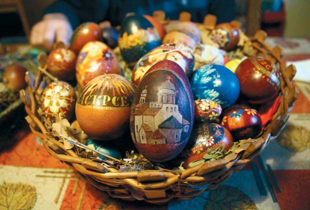 Uskrsnja jaja ukrasena rukom Mose Odalovica
Smederevo 0104 2010
Snimio Nenad Zivanovic Moso Odalovic uskrs