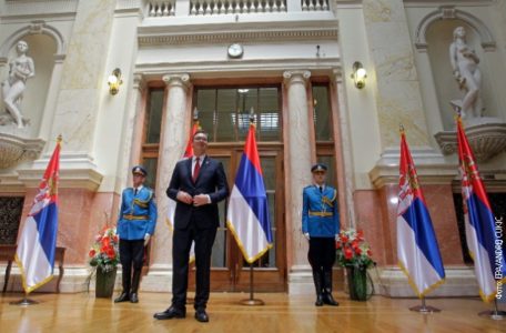 Vucic-Skupstina