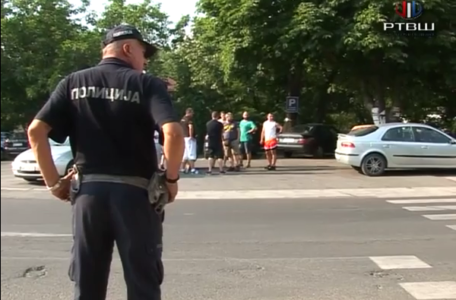 Blokada saobraćaja - YouTube