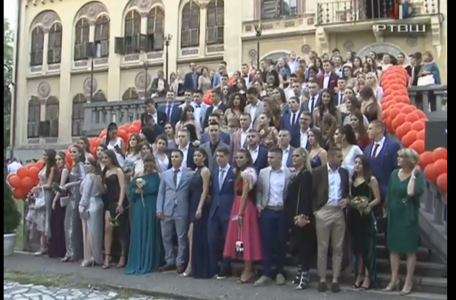 FireShot Capture 231 - RTV Šumadija - Maturanti Gimnazije 2019 - YouTube - www.youtube.com