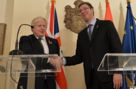 Vučić-Džonson