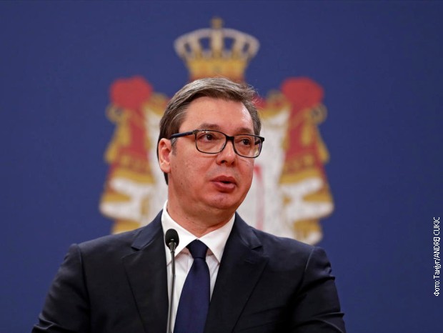 aleksandar-vucic-t