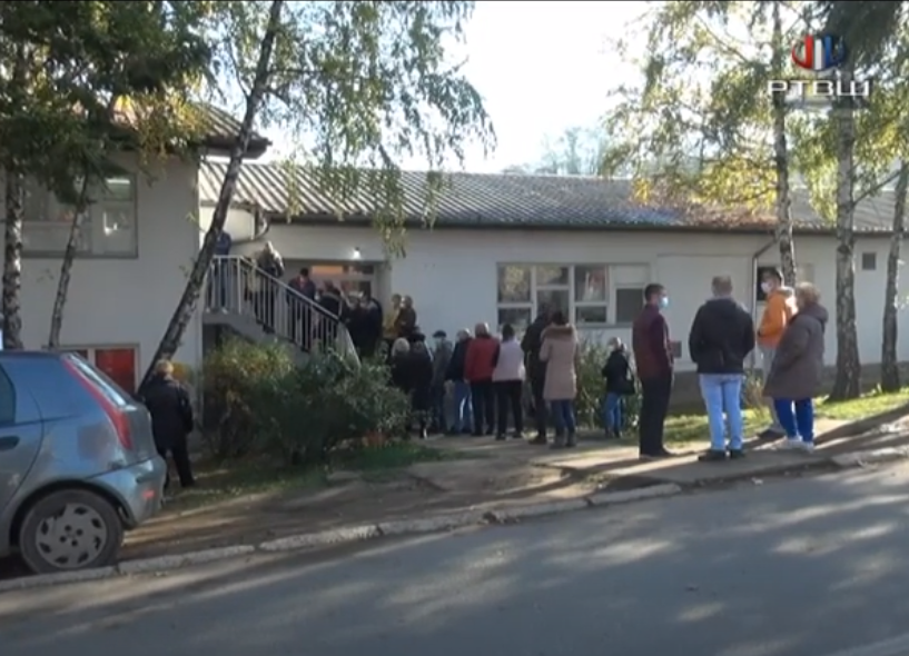 FireShot Capture 206 - RTV Šumadija - Epidemioloska situacija - YouTube - www.youtube.com