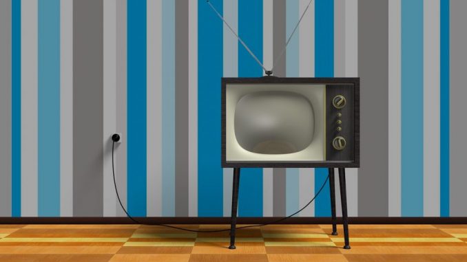 tv-2213140_1280-e1605633875554-678x381