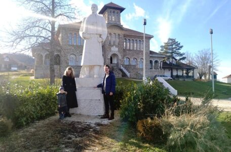 Porodica-Karadjordjevic-u-Orascu-03-1600x900