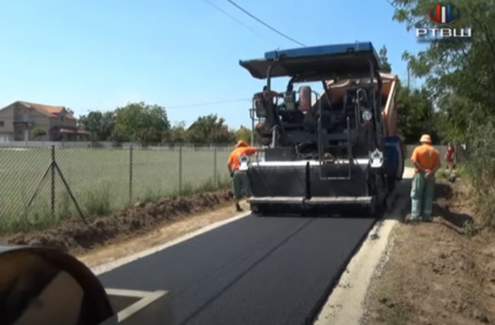 FireShot Capture 2495 - RTV Šumadija - Započeto asfaltiranje u Stojniku - YouTube - www.youtube.com
