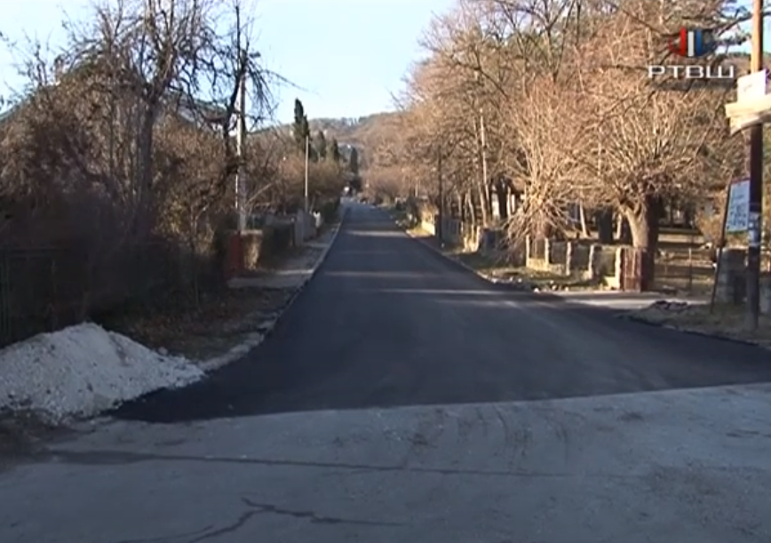 FireShot Capture 561 - RTV Šumadija - Asfaltiranje u toku i u gradu i po selima - YouTube_ - www.youtube.com