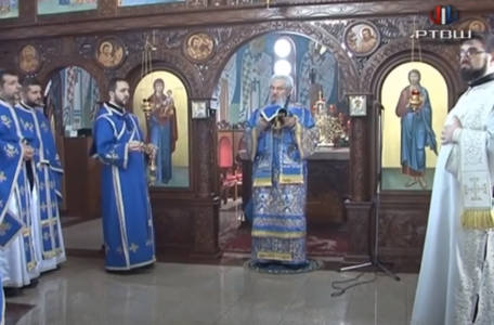 FireShot Capture 147 - RTV Šumadija - Vladika Jovan u hramu Svetih apostola Petra i Pavla - _ - www.youtube.com