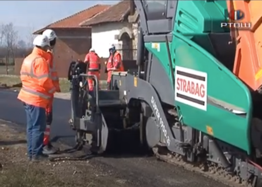 FireShot Capture 2648 - RTV Šumadija - Asfaltiranje u selima - YouTube - www.youtube.com
