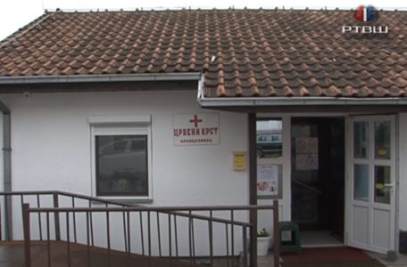 FireShot Capture 319 - RTV Šumadija - Crveni krst - pomoć za Ukrajinu - YouTube - www.youtube.com