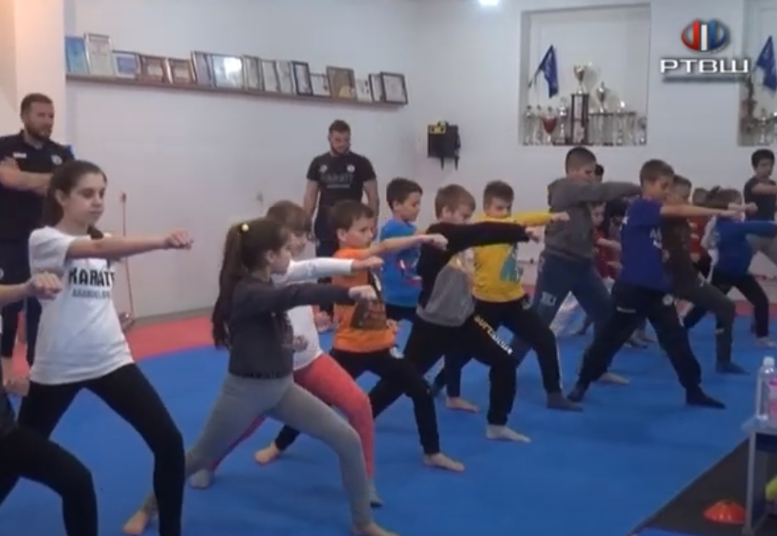 Karatisti KK Aran elovac Se Vra aju U Takmi arski I Pobedni ki Ritam 