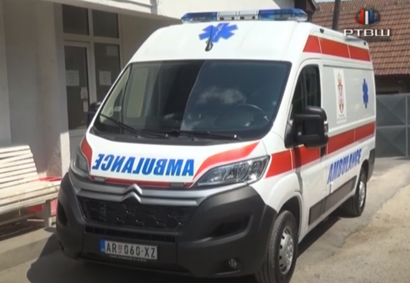 FireShot Capture 2745 - RTV Šumadija - Novo sanitetsko vozilo u Službi hitne pomoći - YouTub_ - www.youtube.com