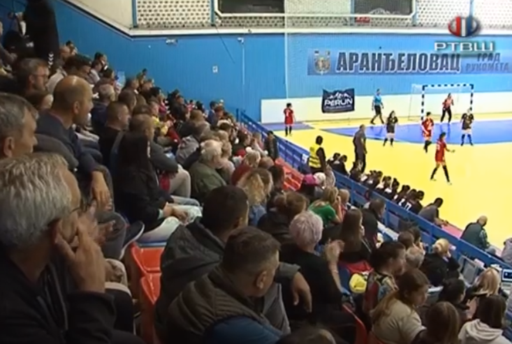 FireShot Capture 2992 - RTV Šumadija - Rukometašice Bekamenta poražene od ekipe Jagodine - Y_ - www.youtube.com