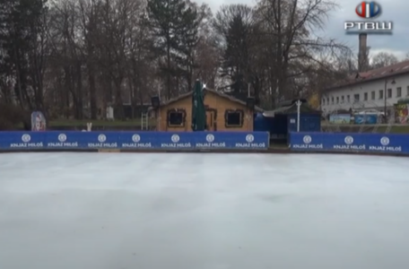 FireShot Capture 1278 - (1) RTV Šumadija - Ponovo radi klizalište - YouTube - www.youtube.com