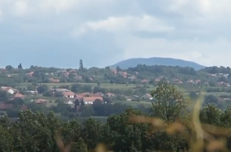 FireShot Capture 1447 - RTV Šumadija - Kako do seoske kuće sa okućnicom - YouTube - www.youtube.com