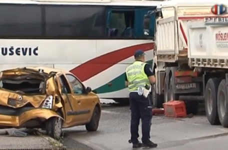 FireShot Capture 2123 - RTV Šumadija - Putni pravac Baljkovica-Orašac - Crna tačka aranđelov_ - www.youtube.com