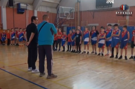 FireShot Capture 3746 - RTV Šumadija - Promocija košarke sa KK _Orlovi_ - YouTube - www.youtube.com