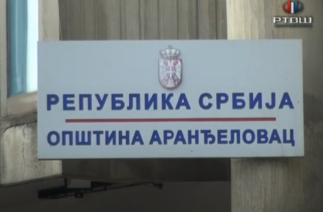 FireShot Capture 3107 - RTV Šumadija - Javni poziv za povlastice u javnom prevozu - YouTube_ - www.youtube.com