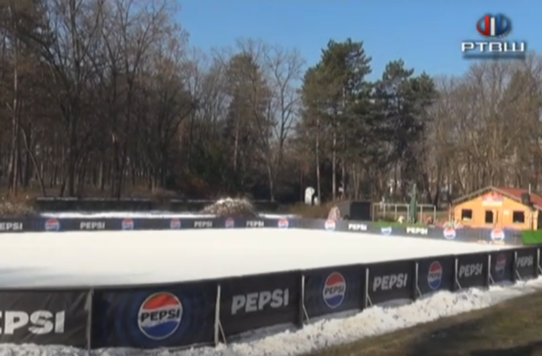 FireShot Capture 4444 - RTV Šumadija - Završena klizališna sezona-u SRC Šumadija zadovoljn_ - [www.youtube.com]