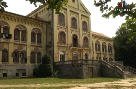 FireShot Capture 4734 - RTV Šumadija - Kako će izgledati obnova Starog Zdanja - YouTube_ - www.youtube.com